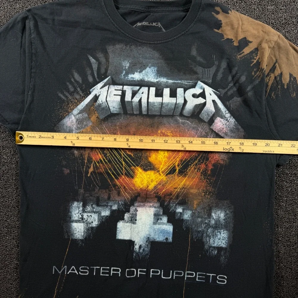 Metallica Master of Puppets Bleach Splatter Graphic T-Shirt Men's Large Black‎